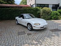 Usata Mazda MX5 110 CV (80 kW) 1998 Bianco perlaceo Cabrio