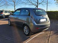 Usata Lancia Ypsilon 60 CV (44 kW) 2008 Grigio Utilitaria