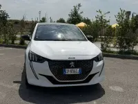 Usata Peugeot 208 Allure 101 CV (74 kW) 2023 Utilitaria