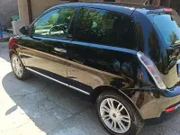 Usata Lancia Ypsilon 69 CV (50 kW) 2011 Nero Utilitaria