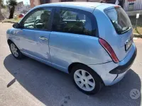 Usata Lancia Ypsilon 75 CV (55 kW) 2007 Blu Utilitaria