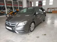 Usata Mercedes B180 Premium 109 CV (80 kW) 2012 Grigio Utilitaria