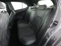 Usata Lexus UX 152 CV (111 kW) 2024 Sonic grey SUV