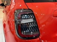 Nuova Fiat 600 La Prima 101 CV (74 kW) 2025 Rosso SUV