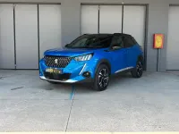 Usata Peugeot 2008 GT 131 CV (96 kW) 2022 Bluazzurro SUV