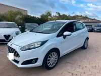 Usata Ford Fiesta 75 CV (55 kW) 2017 Bianco Utilitaria