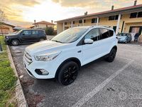 Usata Ford Kuga Business Edition 120 CV (88 kW) 2019 Bianco SUV