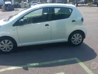 Usata Toyota Aygo 68 CV (50 kW) 2013 Bianco Utilitaria