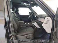 Usado Land Rover Defender SE Dynamic 200 CV (147 kW) 2025 Gris SUV