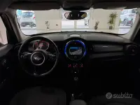 Usata Mini Cooper D 116 CV (85 kW) 2016 Marrone Utilitaria