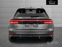 Usata Audi Q8 286 CV (210 kW) 2023 Grigio SUV