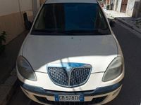 Usata Lancia Ypsilon 70 CV (51 kW) 2004 Utilitaria
