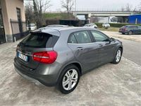 Usata Mercedes GLA200 Premium 136 CV (100 kW) 2016 Grigio SUV