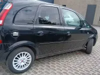 Usata Opel Meriva Cosmo 105 CV (77 kW) 2006 Nero Monovolume