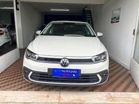 Usata VW Polo Style 89 CV (65 kW) 2023 Beige Utilitaria