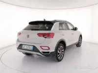 Usata VW T-Roc Style 150 CV (110 kW) 2023 Bianco SUV