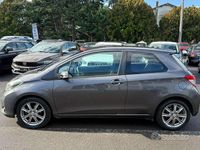 Usata Toyota Yaris Lounge 90 CV (66 kW) 2012 Grigio Utilitaria