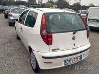 Usata Fiat Punto Classica 59 CV (43 kW) 2008 Bianco Berlina
