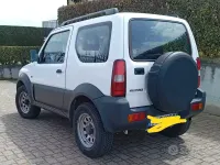 Usata Suzuki Jimny 85 CV (62 kW) 2011 Bianco SUV