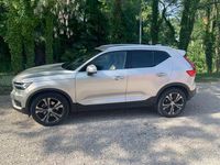 Usata Volvo XC40 Inscription 190 CV (139 kW) 2018 Oro SUV