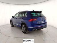 Usado VW Tiguan R-line 190 CV (139 kW) 2023 Azul SUV