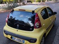 Usata Peugeot 107 54 CV (39 kW) 2007 Giallo Utilitaria
