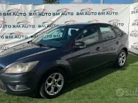 Begagnad Ford Focus Titanium 109 HK (80 kW) 2010 Grå Sedan