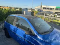 Usata Lancia Ypsilon 54 CV (39 kW) 2000 Bluazzurro Utilitaria