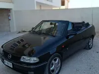 Usata Opel Astra Cabriolet 90 CV (66 kW) 1996 Cabrio