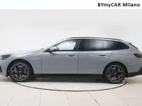 Usata BMW i5 M Sport 289 kW (394 CV) 2025 Brooklyn grey metallic Station wagon