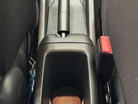 Usata Peugeot 208 Active 81 CV (59 kW) 2017 Grigio Utilitaria