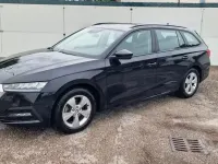 Usata Skoda Octavia Executive 150 CV (110 kW) 2022 Nero Station wagon