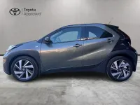 Usata Toyota Aygo X Lounge 72 CV (52 kW) 2022 Grigio SUV