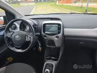Usata Toyota Aygo X-play 69 CV (50 kW) 2015 Bluazzurro Utilitaria