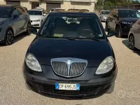 Usata Lancia Ypsilon 69 CV (50 kW) 2004 Nero Utilitaria