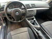Usata BMW 118 122 CV (89 kW) 2005 Grigio Utilitaria