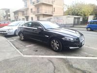 Usata Jaguar XF Luxury 200 CV (147 kW) 2015 Nero Berlina