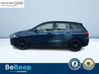 Usata Mercedes B180 116 CV (85 kW) 2021 Blu metallizzato Utilitaria