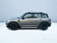 Begagnad Mini Cooper SD Countryman Hype 190 HK (139 kW) 2019 Grå SUV