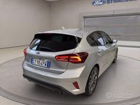 Usata Ford Focus ST-Line 116 CV (85 kW) 2025 Grigio metallizzato Berlina