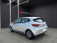 Usata Renault Clio V Equilibre 91 CV (66 kW) 2022 Grigio Berlina