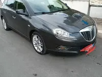 Usata Lancia Delta 90 CV (66 kW) 2009 Grigio Utilitaria
