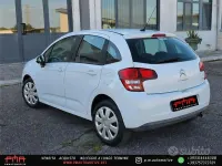 Usata Citroën C3 Attraction 70 CV (51 kW) 2011 Bianco Berlina