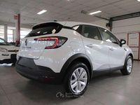 Usata Renault Captur Evolution 91 CV (66 kW) 2024 Bianco nacrè SUV