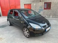 Usata Mitsubishi Colt 75 CV (55 kW) 2008 Nero Berlina
