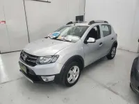 Usata Dacia Sandero Stepway 90 CV (66 kW) 2014 Argento Berlina