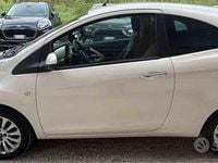 Begagnad Ford Ka Plus Titanium 69 HK (50 kW) 2016 Vit Halvkombi