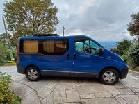 Usata Opel Vivaro 146 CV (107 kW) 2007 Blu/azzurro Monovolume