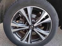 Usata Nissan Qashqai N-Connecta 116 CV (85 kW) 2019 White pearl brilliant SUV