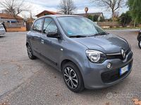 Usata Renault Twingo LIMITED 70 CV (51 kW) 2017 Grigio Utilitaria